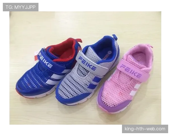 拉菲尼亚出门两分钟就换三双鞋，我的鞋都觉得羞愧